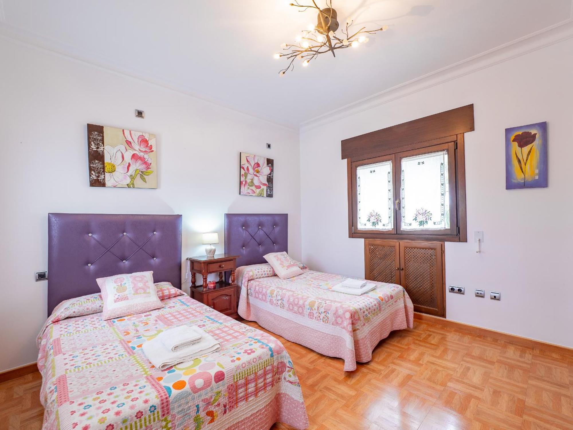 Cubo'S Villa Fina & Minigolf Included Malaga Exterior photo